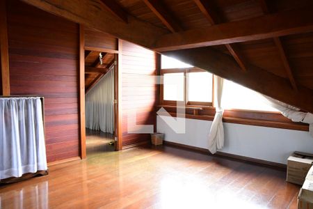 Casa de condomínio para alugar com 450m², 7 quartos e 4 vagasSala 2