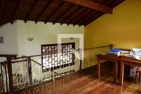 Casa de condomínio para alugar com 450m², 7 quartos e 4 vagasEscritório