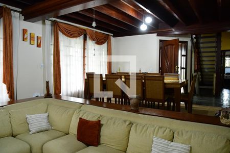 Sala de casa de condomínio para alugar com 7 quartos, 450m² em Granja Viana Ii, Cotia
