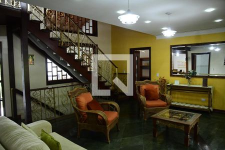 Sala de casa de condomínio para alugar com 7 quartos, 450m² em Granja Viana Ii, Cotia