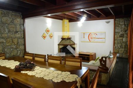 Sala de casa de condomínio para alugar com 7 quartos, 450m² em Granja Viana Ii, Cotia