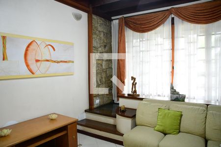 Sala de casa de condomínio para alugar com 7 quartos, 450m² em Granja Viana Ii, Cotia