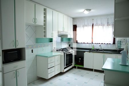 Casa de condomínio para alugar com 450m², 7 quartos e 4 vagasCozinha