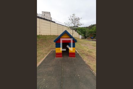 Apartamento para alugar com 38m², 2 quartos e 1 vaga Apartamento para alugar com 38m², 2 quartos e 1 vagaÁrea comum - Playground