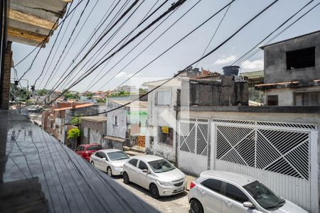 Casa à venda com 100m², 4 quartos e 2 vagas Casa à venda com 100m², 4 quartos e 2 vagasVista