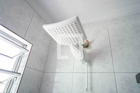 Casa à venda com 100m², 4 quartos e 2 vagas Casa à venda com 100m², 4 quartos e 2 vagasBanheiro da Suíte