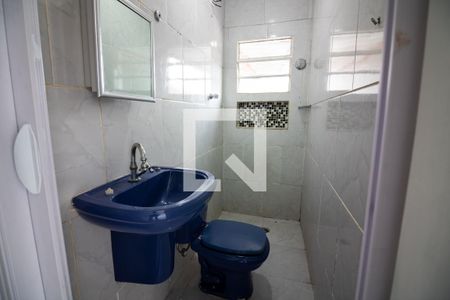Casa para alugar com 95m², 3 quartos e 1 vaga Casa para alugar com 95m², 3 quartos e 1 vagaBanheiro de Serviço