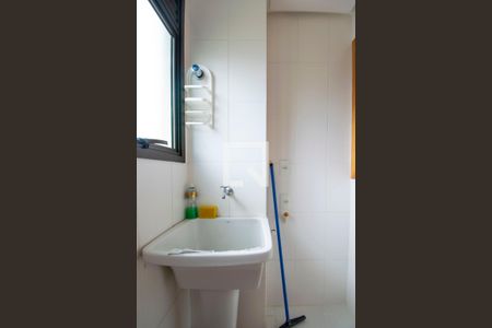 Apartamento para alugar com 62m², 2 quartos e 1 vagaÁrea de Serviço