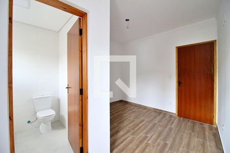 Suíte 1 de casa à venda com 2 quartos, 130m² em Vila Curuçá, Santo André
