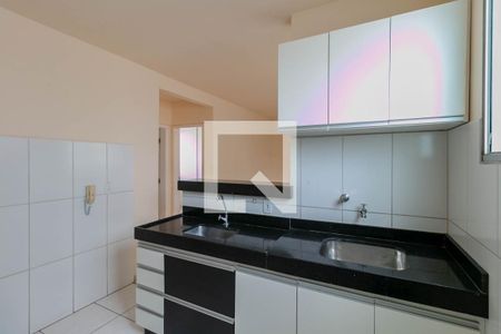 Apartamento para alugar com 52m², 2 quartos e 1 vaga Apartamento para alugar com 52m², 2 quartos e 1 vagaCozinha e Área de Serviço