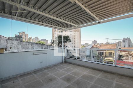 Casa à venda com 210m², 2 quartos e 2 vagas Casa à venda com 210m², 2 quartos e 2 vagasCobertura