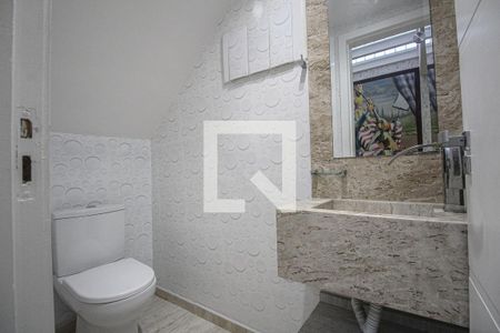 Casa à venda com 210m², 2 quartos e 2 vagas Casa à venda com 210m², 2 quartos e 2 vagasLavabo