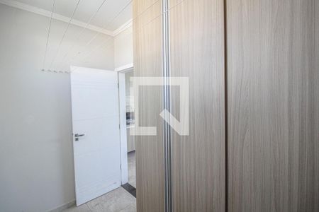 Casa à venda com 210m², 2 quartos e 2 vagas Casa à venda com 210m², 2 quartos e 2 vagasÁrea de Serviço