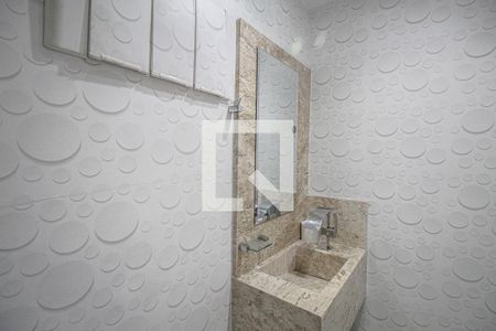 Casa à venda com 210m², 2 quartos e 2 vagas Casa à venda com 210m², 2 quartos e 2 vagasLavabo