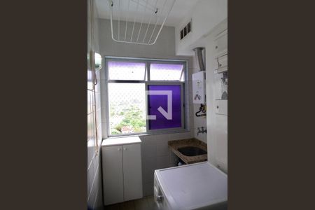 Apartamento à venda com 65m², 2 quartos e 1 vagaÁrea de serviço