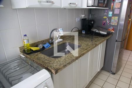 Apartamento à venda com 65m², 2 quartos e 1 vagaCozinha