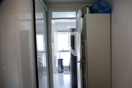 Apartamento para alugar com 99m², 2 quartos e 1 vaga Apartamento para alugar com 99m², 2 quartos e 1 vagaQuarto serviço