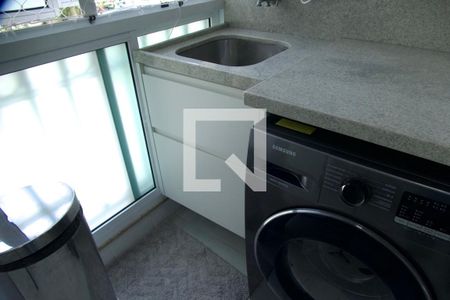 Apartamento para alugar com 99m², 2 quartos e 1 vaga Apartamento para alugar com 99m², 2 quartos e 1 vagaÁrea serviço