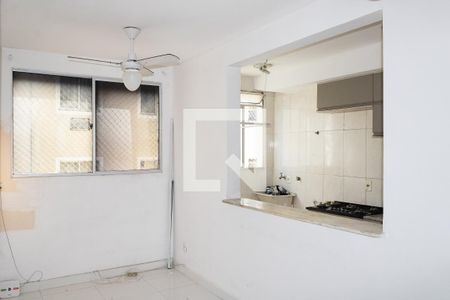 Sala de apartamento para alugar com 2 quartos, 54m² em Campo Grande, Rio de Janeiro