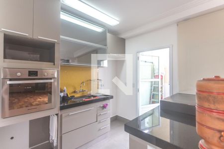 Apartamento à venda com 172m², 3 quartos e 2 vagas Apartamento à venda com 172m², 3 quartos e 2 vagasCozinha