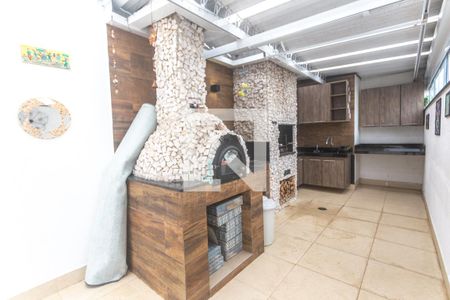 Apartamento à venda com 172m², 3 quartos e 2 vagas Apartamento à venda com 172m², 3 quartos e 2 vagasChurrasqueira