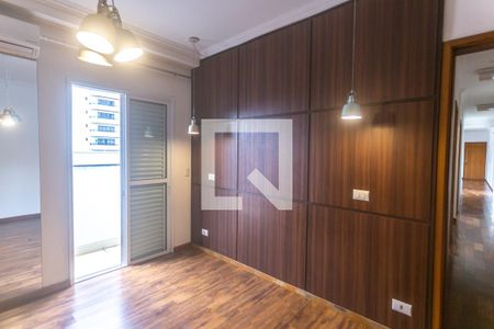 Apartamento à venda com 172m², 3 quartos e 2 vagas Apartamento à venda com 172m², 3 quartos e 2 vagasSuíte