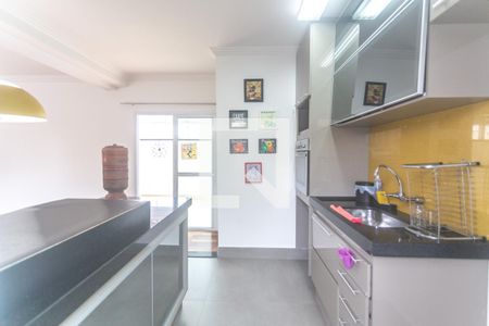 Apartamento à venda com 172m², 3 quartos e 2 vagas Apartamento à venda com 172m², 3 quartos e 2 vagasCozinha