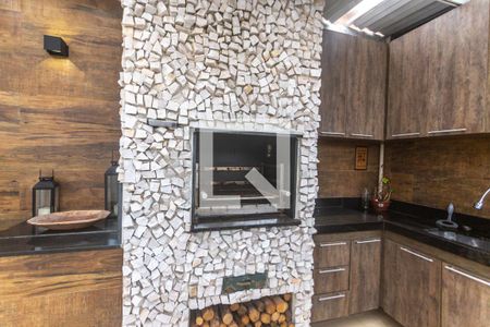 Apartamento à venda com 172m², 3 quartos e 2 vagas Apartamento à venda com 172m², 3 quartos e 2 vagasChurrasqueira