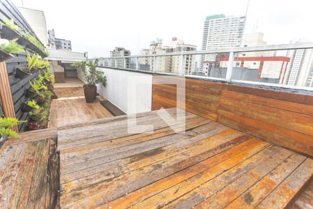 Apartamento à venda com 172m², 3 quartos e 2 vagas Apartamento à venda com 172m², 3 quartos e 2 vagasQuintal