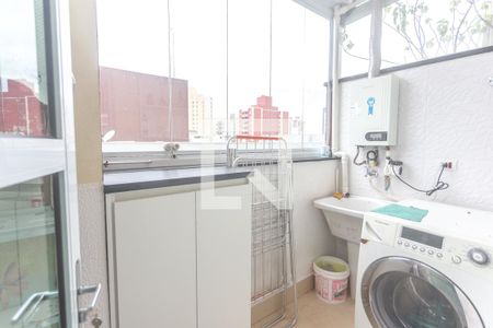 Apartamento à venda com 172m², 3 quartos e 2 vagas Apartamento à venda com 172m², 3 quartos e 2 vagasÁrea de serviço