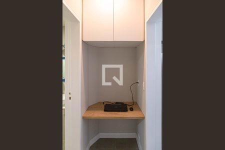 Studio à venda com 35m², 1 quarto e sem vaga Studio à venda com 35m², 1 quarto e sem vagaCorredor