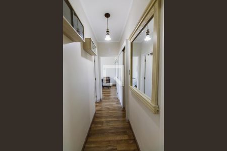 Corredor de apartamento à venda com 3 quartos, 105m² em Água Branca, São Paulo