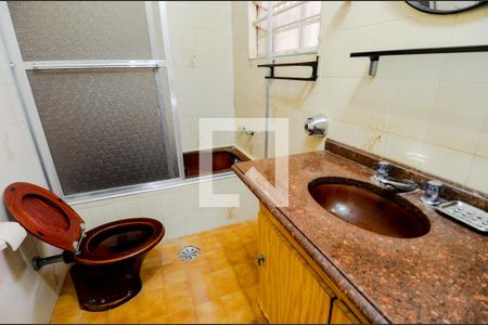 Casa para alugar com 179m², 2 quartos e 4 vagasBanheiro da Suíte