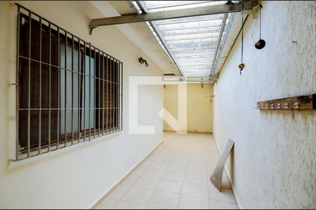 Casa para alugar com 179m², 2 quartos e 4 vagasQuintal