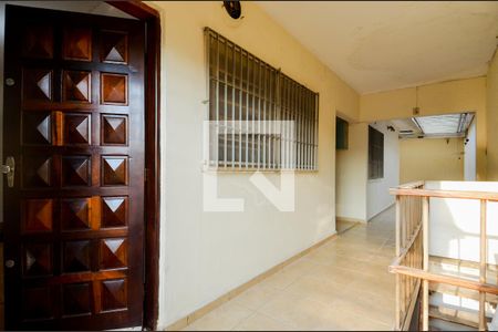 Casa para alugar com 179m², 2 quartos e 4 vagasEntrada