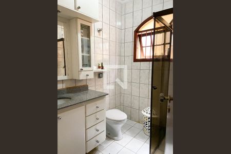 Casa à venda com 150m², 3 quartos e 2 vagas Casa à venda com 150m², 3 quartos e 2 vagasBanheiro da Suíte