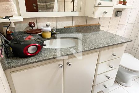 Casa à venda com 150m², 3 quartos e 2 vagas Casa à venda com 150m², 3 quartos e 2 vagasBanheiro da Suíte