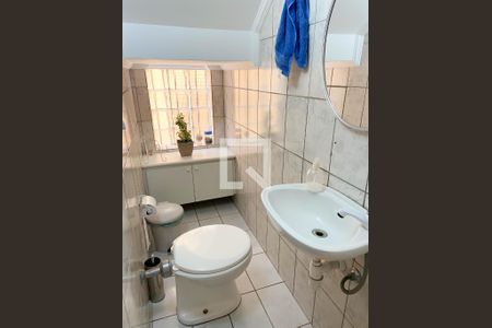 Casa à venda com 150m², 3 quartos e 2 vagas Casa à venda com 150m², 3 quartos e 2 vagasLavabo