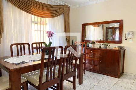 Sala de jantar de casa à venda com 3 quartos, 150m² em Pestana, Osasco