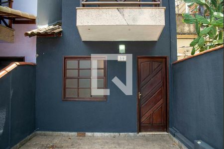 Casa para alugar com 70m², 2 quartos e sem vaga Casa para alugar com 70m², 2 quartos e sem vagaFachada