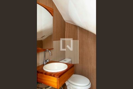 Casa para alugar com 70m², 2 quartos e sem vaga Casa para alugar com 70m², 2 quartos e sem vagaBanheiro 1