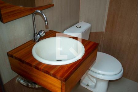 Casa para alugar com 70m², 2 quartos e sem vaga Casa para alugar com 70m², 2 quartos e sem vagaBanheiro 1