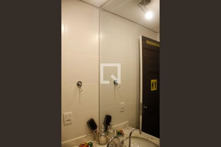 Apartamento para alugar com 65m², 2 quartos e 1 vaga Apartamento para alugar com 65m², 2 quartos e 1 vagaBanheiro Social