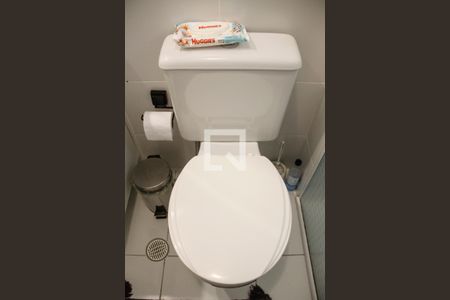 Apartamento para alugar com 65m², 2 quartos e 1 vaga Apartamento para alugar com 65m², 2 quartos e 1 vagaBanheiro da Suíte