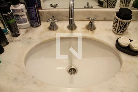 Apartamento para alugar com 65m², 2 quartos e 1 vaga Apartamento para alugar com 65m², 2 quartos e 1 vagaBanheiro da Suíte