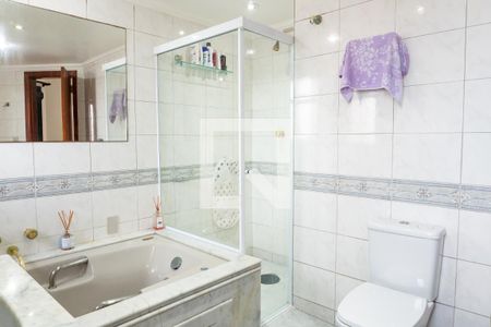 Apartamento à venda com 189m², 3 quartos e 3 vagas Apartamento à venda com 189m², 3 quartos e 3 vagasBanheiro da Suíte 1