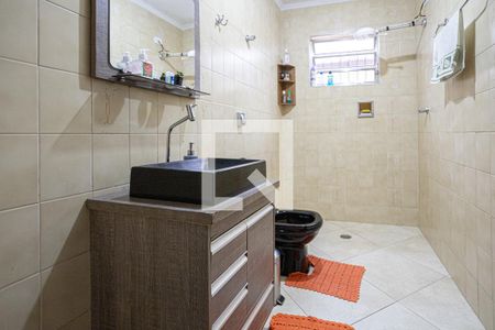 Casa à venda com 241m², 3 quartos e 2 vagasBanheiro 1