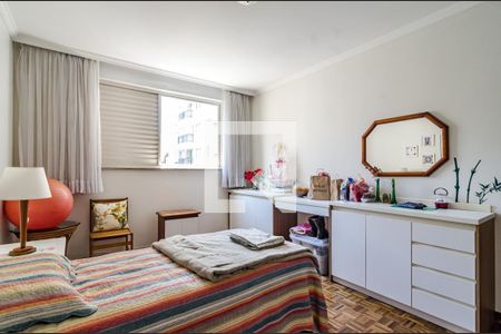 Apartamento à venda com 193m², 4 quartos e 1 vagaQuarto 2