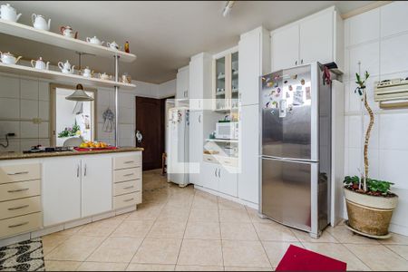 Apartamento à venda com 193m², 4 quartos e 1 vagaCozinha