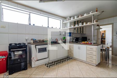 Apartamento à venda com 193m², 4 quartos e 1 vagaCozinha